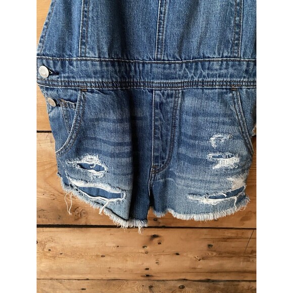 American Eagle Outfitters Bib Overall Shorts Women’s S Distressed Raw Hem - Picture 2 of 9